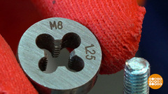 Алексей Бояджи восстанавливает резьбу. Доброе утро. Фрагмент