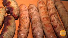 Колбаски для гриля: не надо бояться жира! Доброе утро. Фрагмент