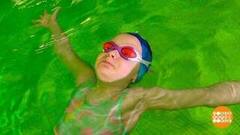 Чтобы не было сколиоза — плаваем! Доброе утро. Фрагмент