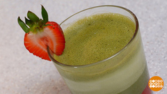 Готовим модный напиток — клубничный матча-латте. Доброе утро. Фрагмент