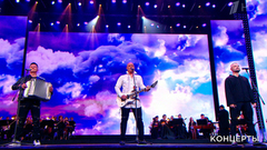 Денис Майданов / Евгений Гор / Сергей Войтенко — «Черный ворон». «Течет река Волга». Фрагмент