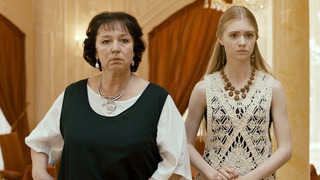 «Андрей наш, и ты на него губы не раскатывай». Старушки в бегах. Крымские каникулы. Анонс