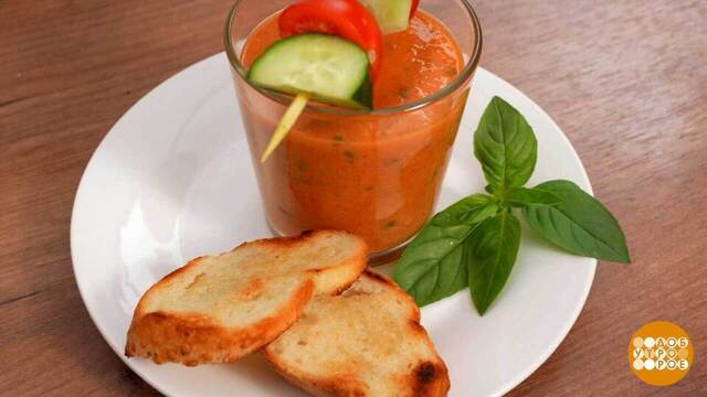 Готовим гаспачо со сладким перцем. Доброе утро. Фрагмент