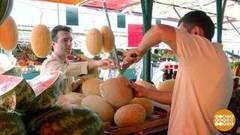 Все на маркетплейс? А я — на рынок! Доброе утро. Фрагмент