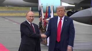 Исторический саммит на Аляске по-прежнему остается в мире темой номер один