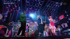 Виктор Рыбин, Наталья Сенчукова и Василий Рыбин — «Коммунальная квартира». Две звезды. Семейный подряд. Фрагмент