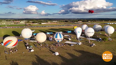 Экстремалы ловят ветер. Доброе утро. Фрагмент