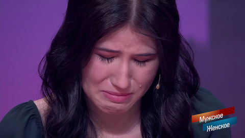 «Мне ни капли не стыдно за свои слова». Девушка тратит материнский капитал на себя и не собирается останавливаться. Мужское / Женское. Фрагмент