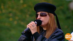 Диана Гурцкая и воспитанники Центра социальной интеграции. Доброе утро. Фрагмент