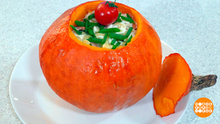 Готовим макароны с сосисками в тыкве. Доброе утро. Фрагмент