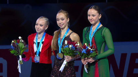 Церемония награждения. Женщины. Красноярск. Гран-при России по фигурному катанию 2025/26