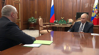 Поддержку бойцов и их семей обсудил президент в ходе встречи с главой Крыма Сергеем Аксеновым