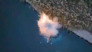 Точный удар по десанту ВСУ: дроноводы ВС РФ уничтожили вражеский катер в Херсоне