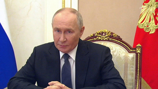 Владимир Путин провел оперативное совещание с постоянными членами Совбеза России