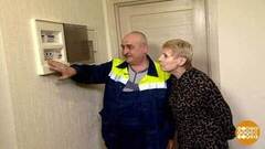 Течет из крана... электричество. А почему? Доброе утро. Суббота. Фрагмент