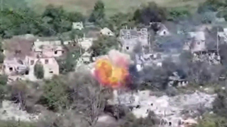 Под Красноармейском танки наносят удары по укреплениям ВСУ