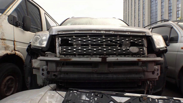 Как избавиться от чужого автохлама, который стоит во дворах годами, рассказали эксперты