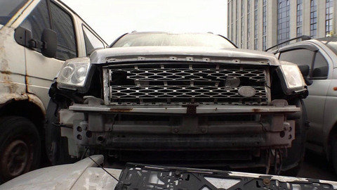 Как избавиться от чужого автохлама, который стоит во дворах годами, рассказали эксперты