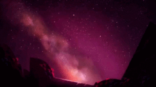 Завораживающий звездопад: появились кадры прошедшего метеорного потока Леониды