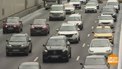 Личный автомобиль: пробки, парковки, техобслуживание... Оно мне надо? Доброе утро. Фрагмент