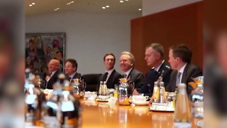 Более пяти часов продолжались переговоры между американской и украинской делегациями в Берлине