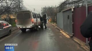 Появились кадры задержания совершившего теракт в Мариуполе подростка