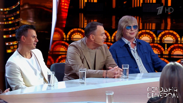 «Еще лет 20 продержитесь?» Николай Цискаридзе пригласил солистов группы отметить в студии 50-летие коллектива. Сегодня вечером. Фрагмент