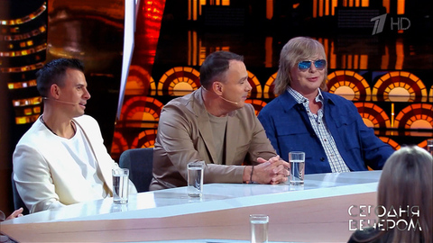 «Еще лет 20 продержитесь?» Николай Цискаридзе пригласил солистов группы отметить в студии 50-летие коллектива. Сегодня вечером. Фрагмент