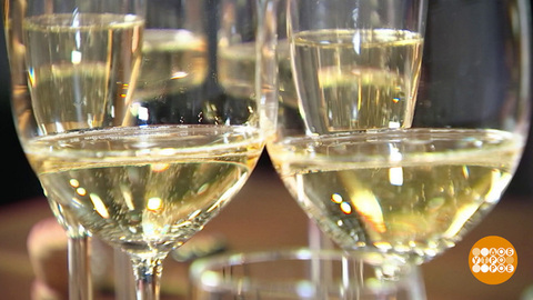 Течет шампанское рекою… Доброе утро. Фрагмент