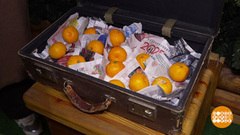 Чемодан мандаринов от Деда Мороза. Доброе утро. Фрагмент