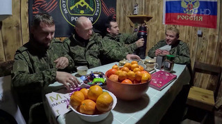 Российские военные на передовой встретили Новый год