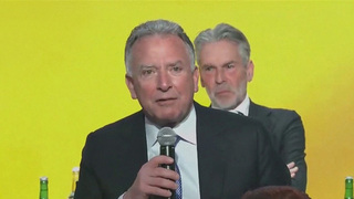 Владимир Путин примет в Кремле посланников Вашингтона Стива Уиткоффа и Джареда Кушнера