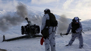 На Камчатке борются с последствиями аномального циклона