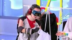 Домашний уход: как одеть того, кто не может сам. Жить здорово! Фрагмент