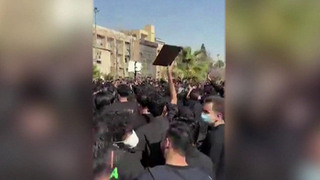 Акция студентов в столице Ирана обернулась столкновениями с силовиками