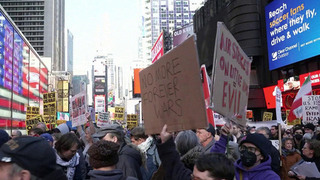 В США люди требуют немедленно прекратить военную агрессию против Ирана