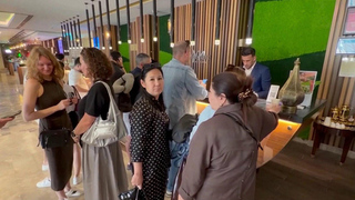 Менее часа назад из Абу-Даби вылетел самолет в Москву