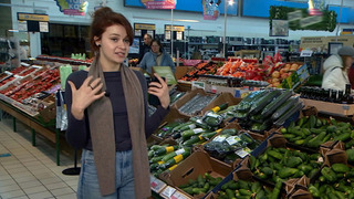 Маркетолог объяснила, почему продукты на доставку стоят дороже, чем в магазине