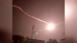 Очевидец заснял бой между военными США и Ирана при спасении пилота F-15