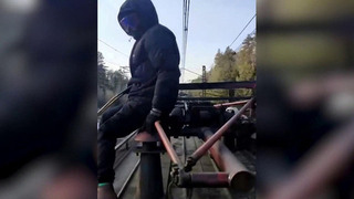 Дети гибнут или становятся инвалидами из-за опасного увлечения зацепингом