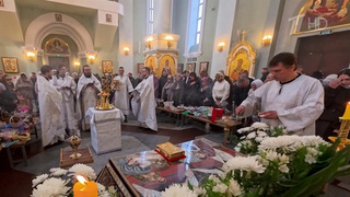 Православные верующие отмечают Великую субботу