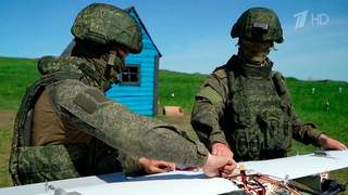 На полигонах инструкторы передают боевой опыт будущим операторам БПЛА