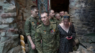 Герои военной спецоперации после встречи с президентом посетили Музей Победы