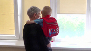 Наши бойцы спасли бабушку с внуками, которые дожидались их в Родинском