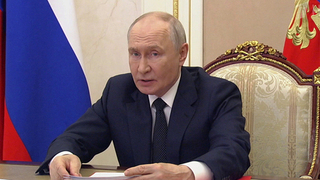 Владимир Путин обсудил с Совбезом РФ угрозы информационной безопасности от новых технологий