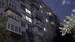 Во Владивостоке женщина на седьмом месяце беременности выпала из окна и отделалась лишь ушибами