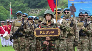 Российские военные делятся опытом с коллегами из Мьянмы
