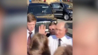 Владимир Путин встретился с жителями и гостями Санкт-Петербурга