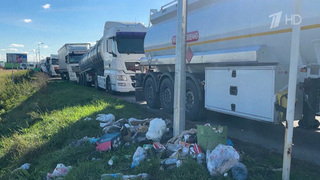 На границе Украины с Польшей скопилось 6,5 тысяч грузовиков