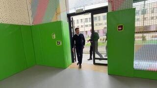 Андрей Воробьев осмотрел новую школу в Лосино-Петровском округе Подмосковья